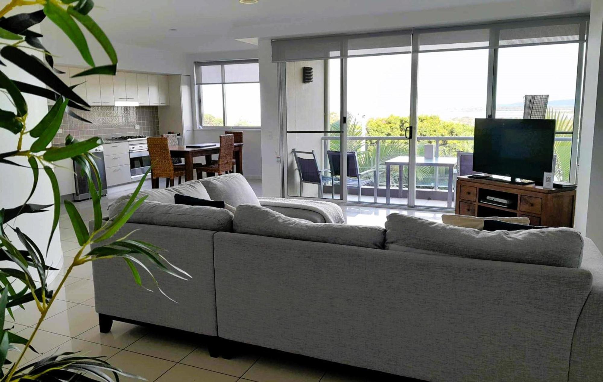 Grandview Apartments Баллина Экстерьер фото